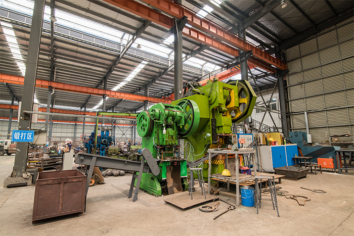 贺州网架配件-锥头加工车间